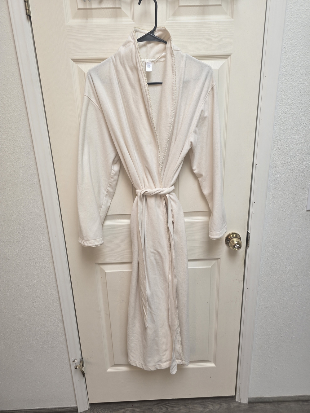 GAP Body White Textured Robe with Belt